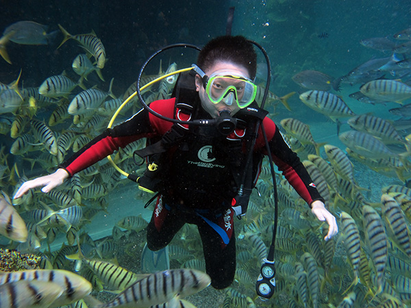 什么叫水肺潛水？