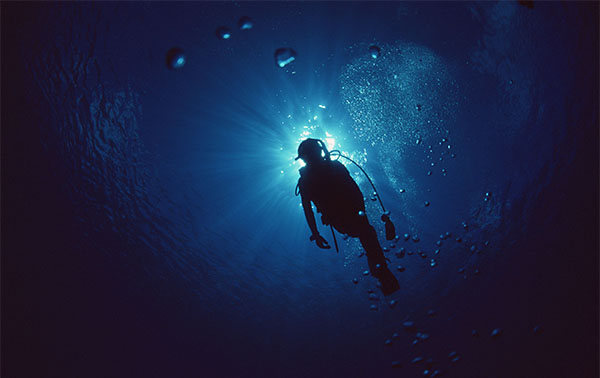 什么是潛水?。? title=
